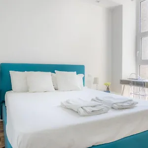  Apartamento Sunlit 1 Bedroom Via Pirelli Italia