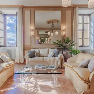 https://mirandas-home.it-lombardy.com